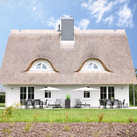 Reetidyll Am Haff Villa Pepelow Exterior foto
